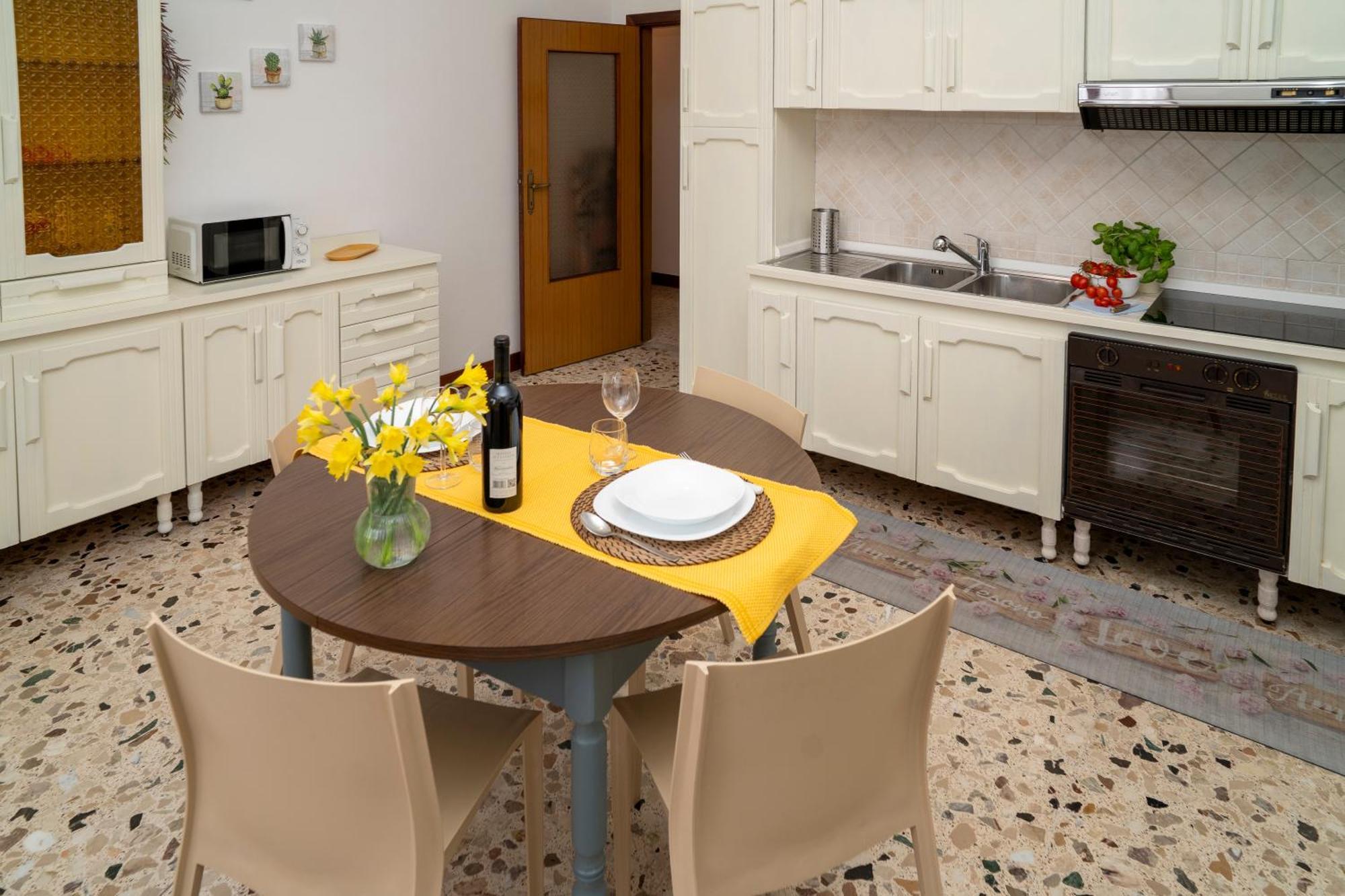 Appartement Sotto La Torre à Caiazzo Extérieur photo